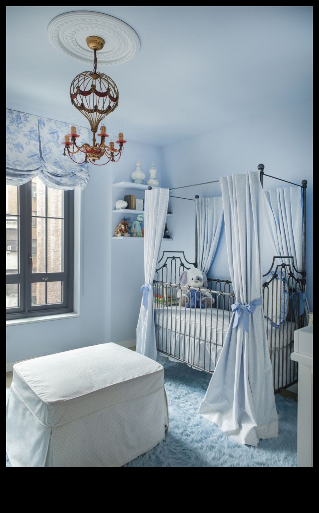 The Art of Glamorous Lids: Παίζοντας με τα χρώματα και τις υφές για αντίκτυπο